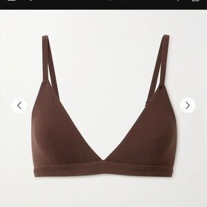 SKIMS Fits Everybody Bra